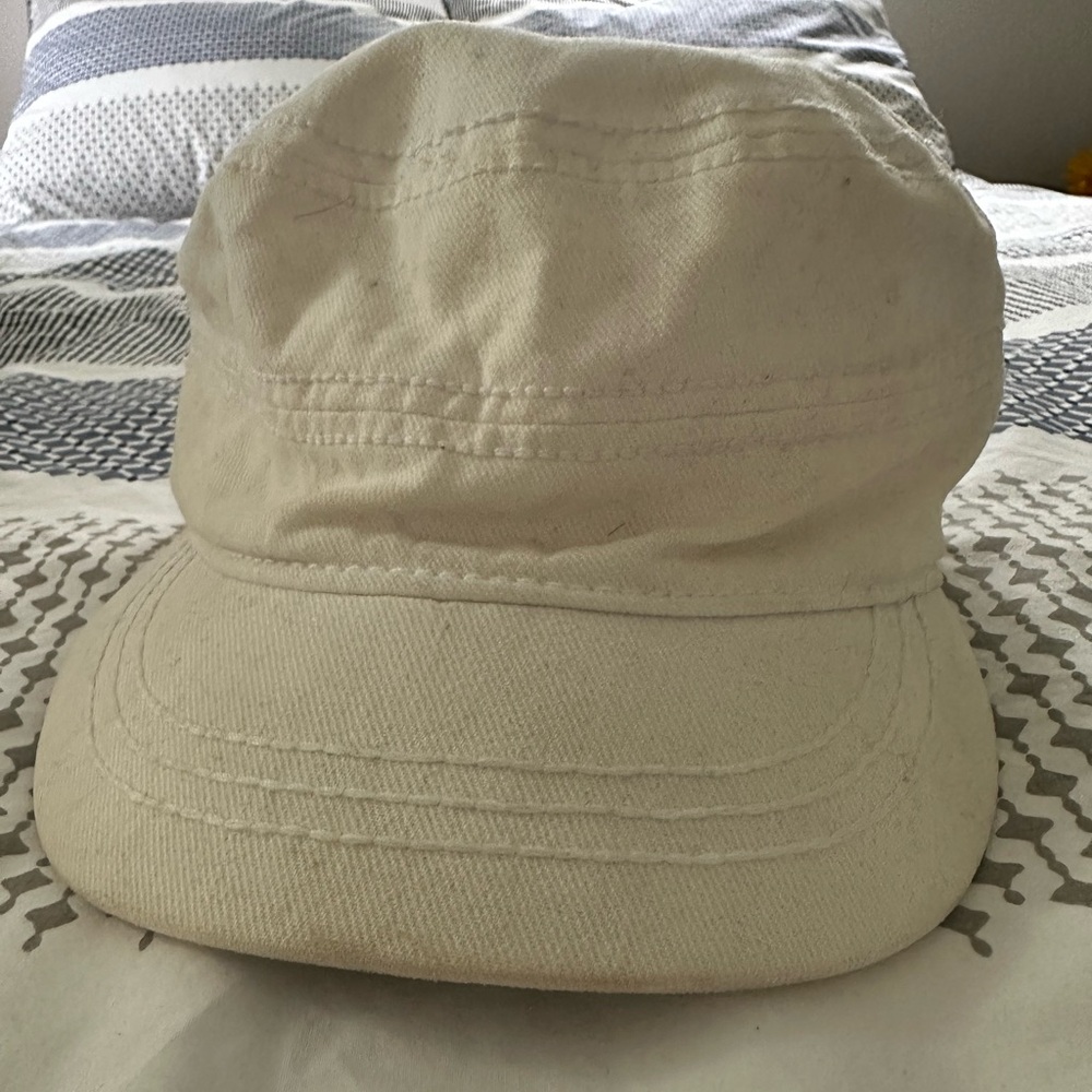 Casual Cream Cap